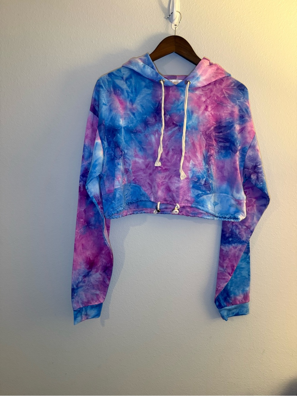 Rosevelvet Tie Dye Cropped Hoodie - Large - Picture 2 of 7